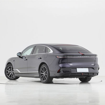 Voyah Passion Hybrid EV Car Energy Vehicles with Black Exterior Color and 4WD Drive